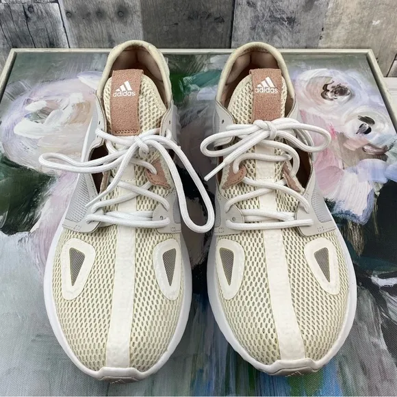 Adidas Woman’s Run Lux Sneaker in Off White Combo Size 9.