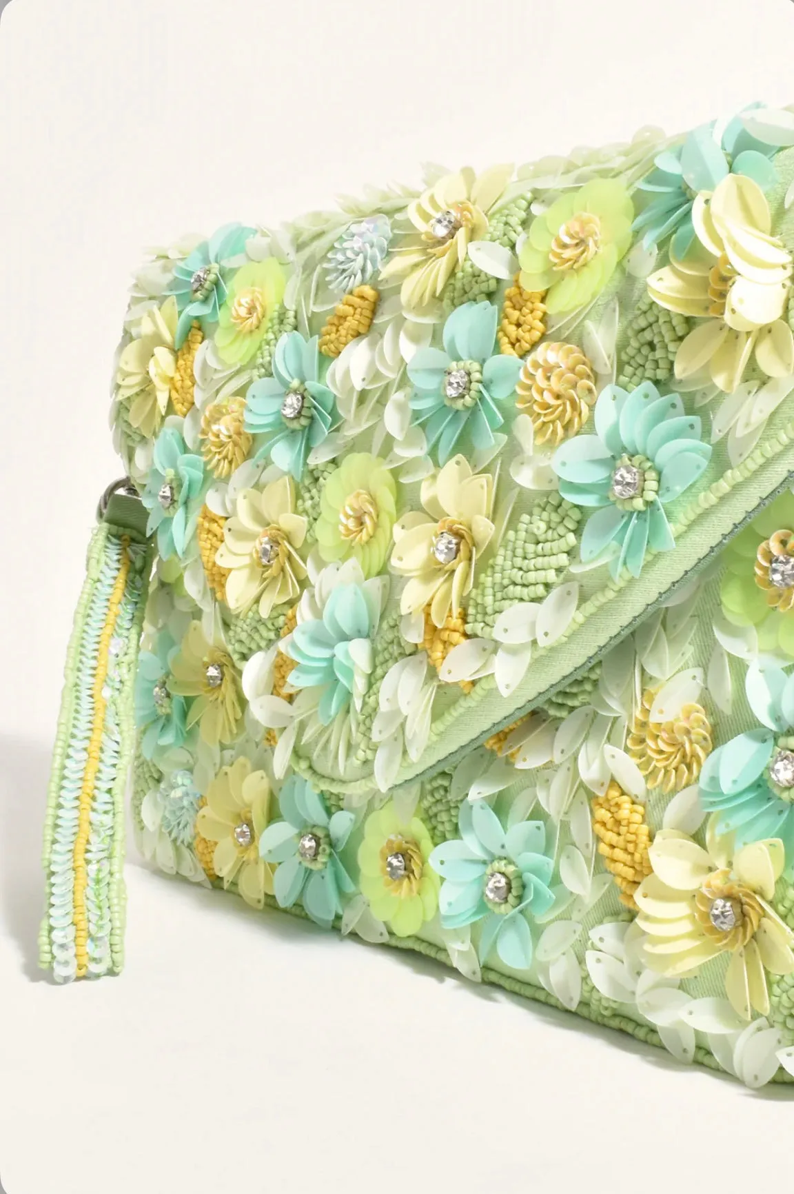 AVA-2610NUDEMULT SEQUIN CLUTCH