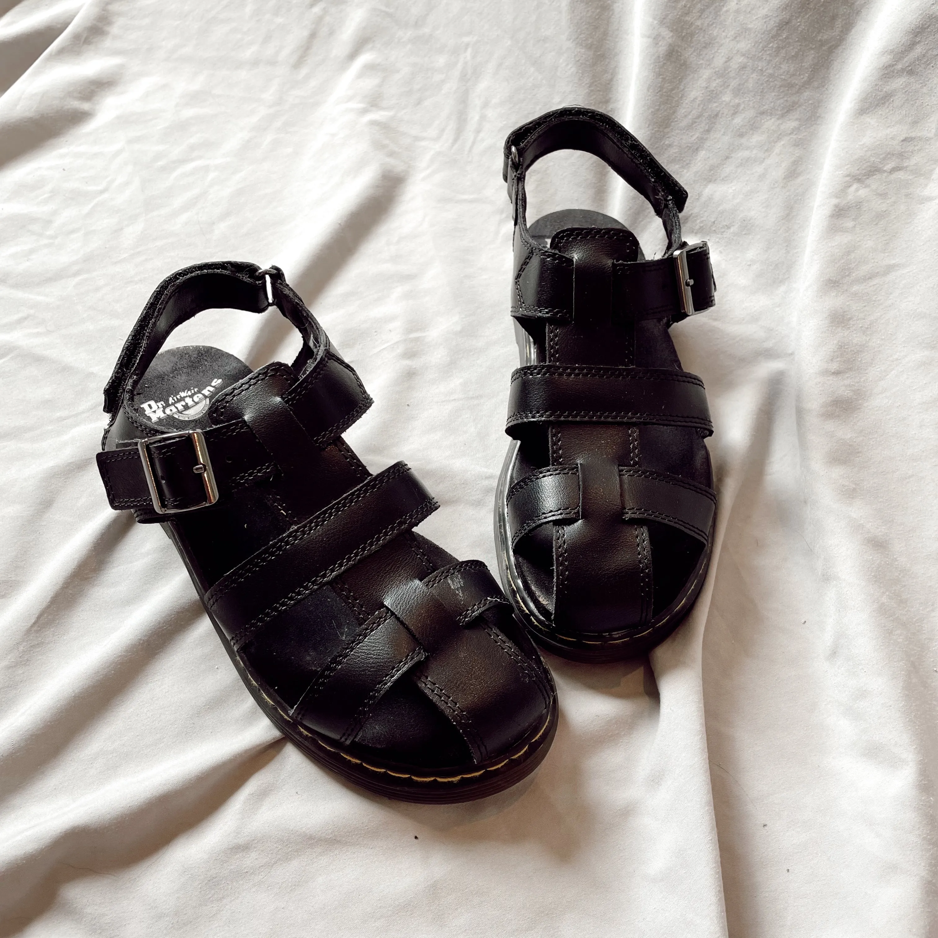 Black Fisherman Sandals