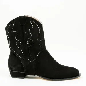 Black Suede Chelsea Boot   Oakley Strap
