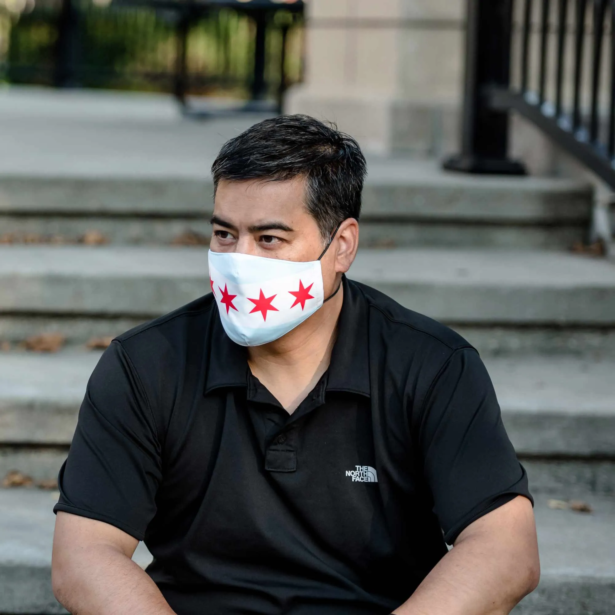 Chicago White face mask with filter pocket