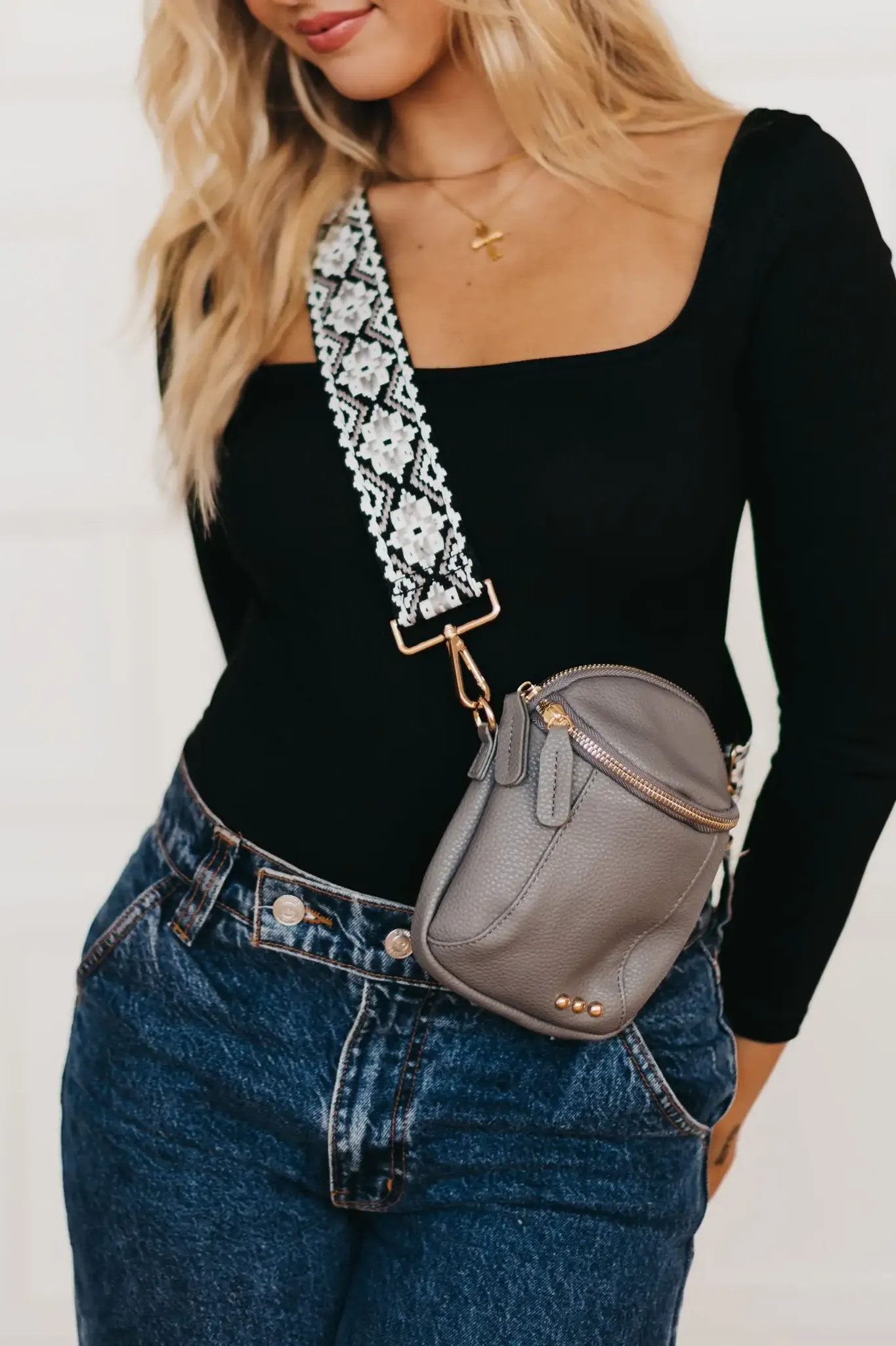 Ellie Crossbody Bag