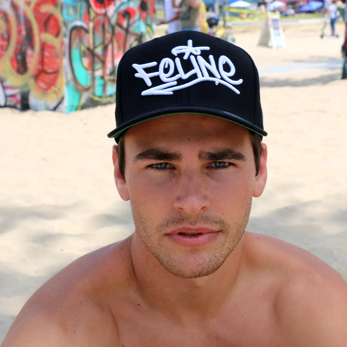 FELINE GRAFFITI SNAPBACK