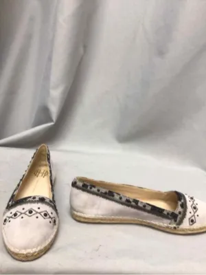 HOUSE OF HARLOW SIZE 40 Ladies SHOES