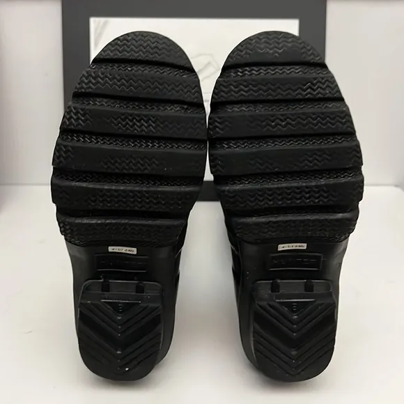 Hunter Original Kids' Classic Rain Boot Black Mate Little Kid/Big Kid) S…