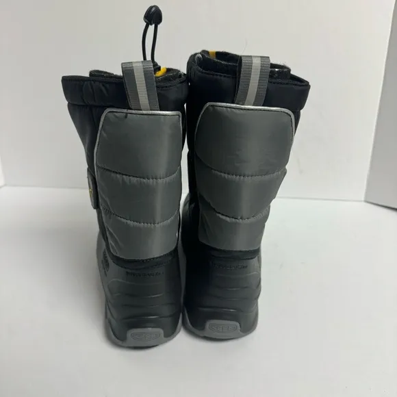 Keen Lumi Boot Waterproof Black Size 4 M Big Kid