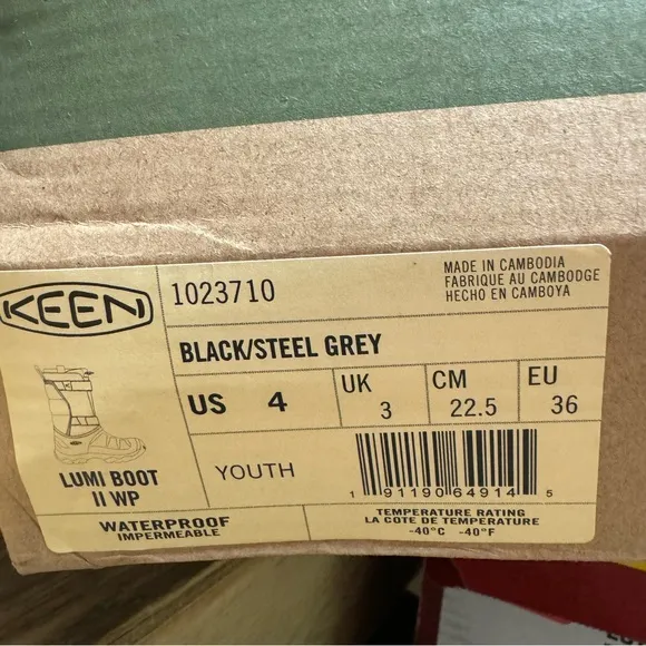 Keen Lumi Boot Waterproof Black Size 4 M Big Kid