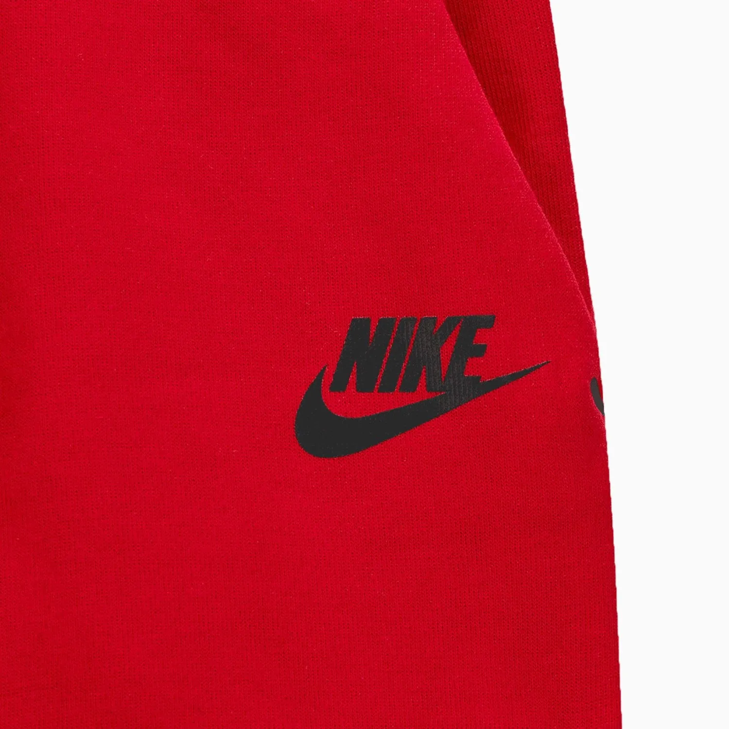 Kid's Nike Tech T Shirt And Shorts Outfit