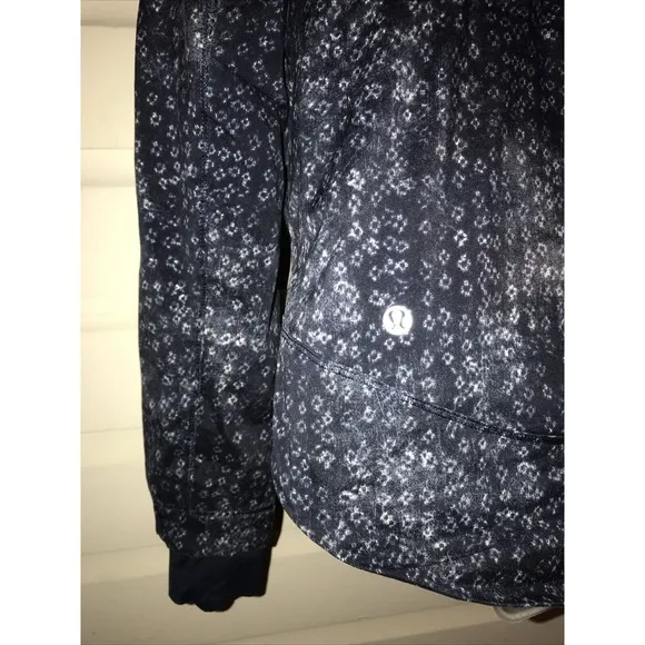 Lululemon Long Sleeve Full Zip Windbreaker Jacket Size 10
