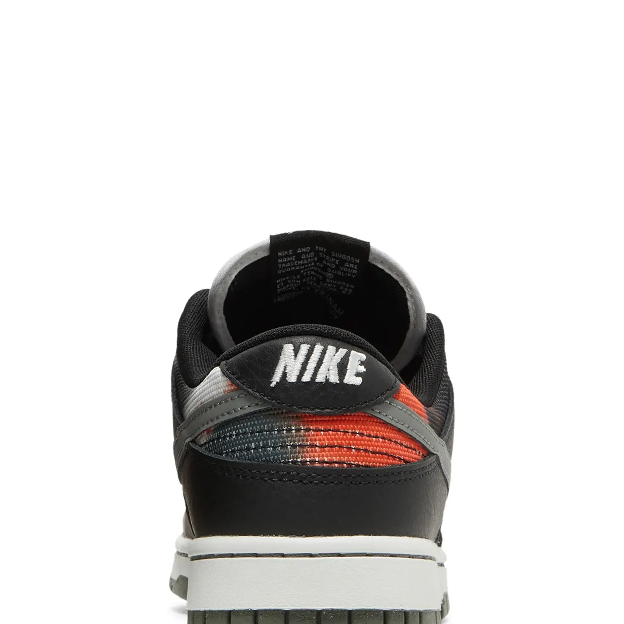 Nike Dunk Low 'Black Red Grafitti' (2022)