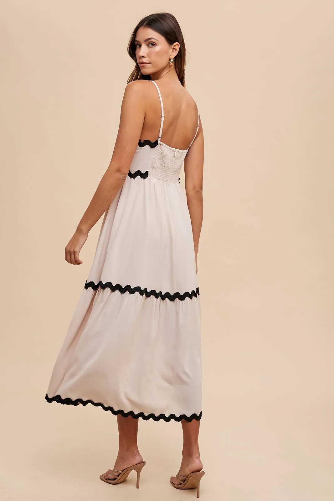 SCALLOP Trim dress