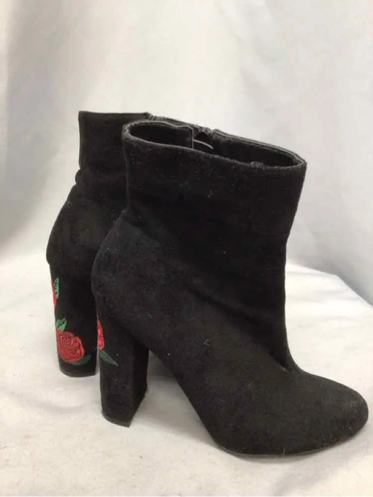 SIZE 7 1/2 Ladies SHOES