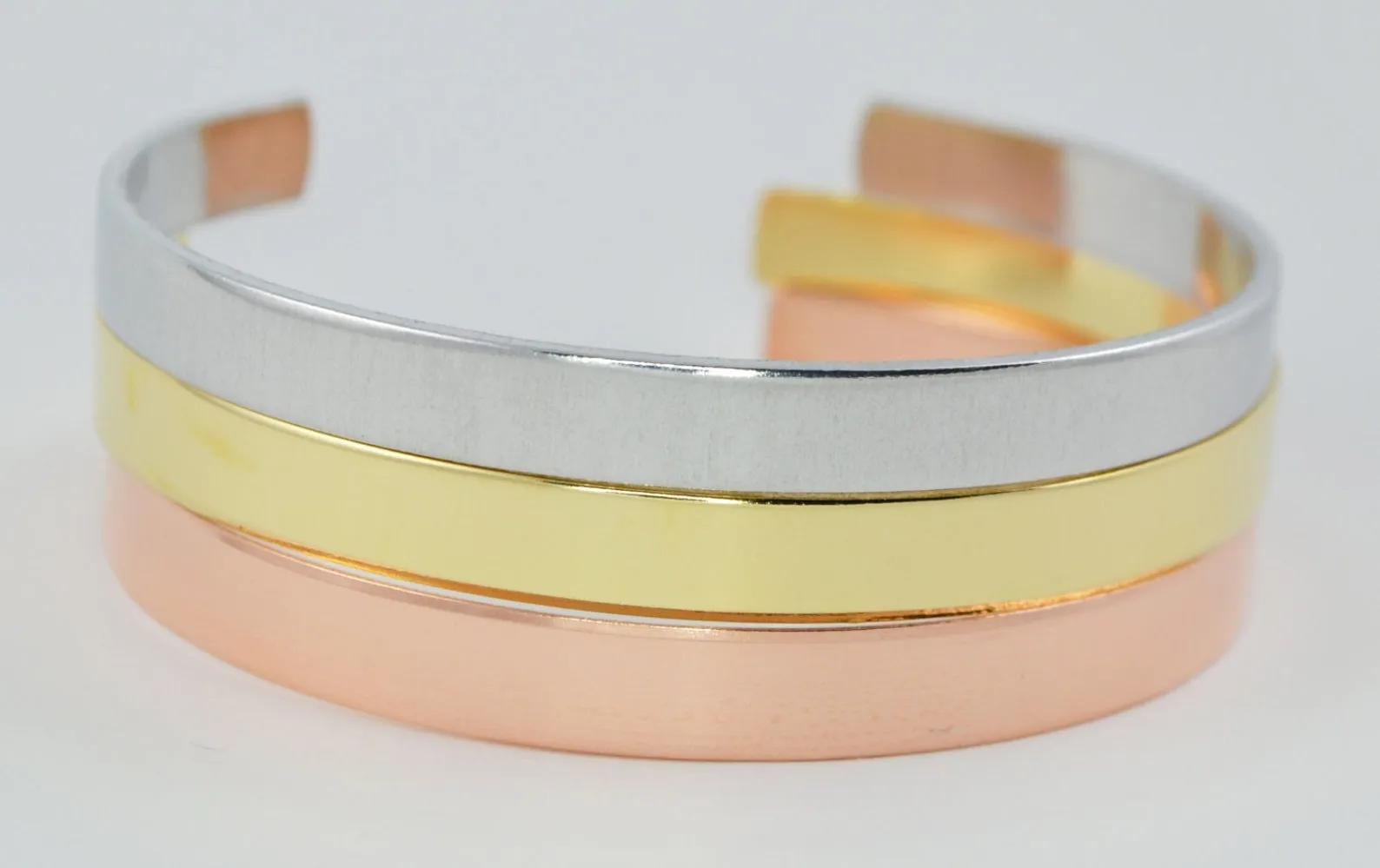 Skinny Name Bracelet