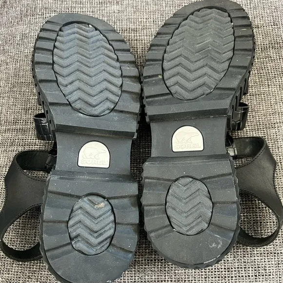 Sorel Ona Streetworks Platform Croc Embossed Fisherman Sandal 9