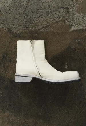 Square Toe Boot / White