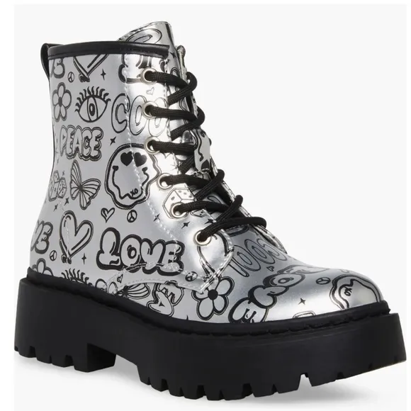 Steve Madden Kids' Jdrina Graffiti Print Combat Boot Silver Black Size 4