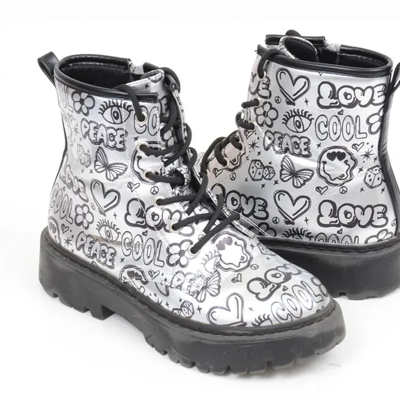 Steve Madden Kids' Jdrina Graffiti Print Combat Boot Silver Black Size 4