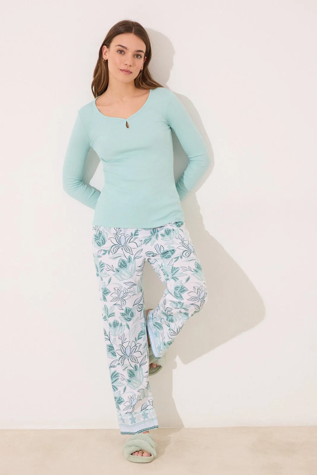 Turquoise green long pyjamas with flowers - Green