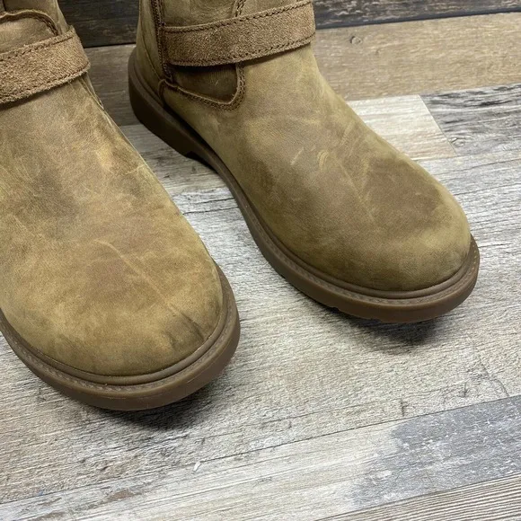UGG Kids Brown Walnut Ankle Boots Size 4.