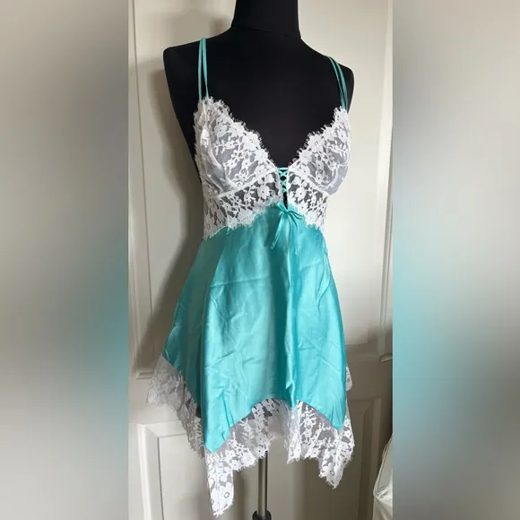Victoria’s Secret Size M Blue Lace Trim Slip Sleep Dress NWOT