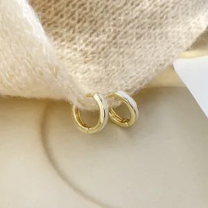 white-solid-stud-earrings-jlt11184