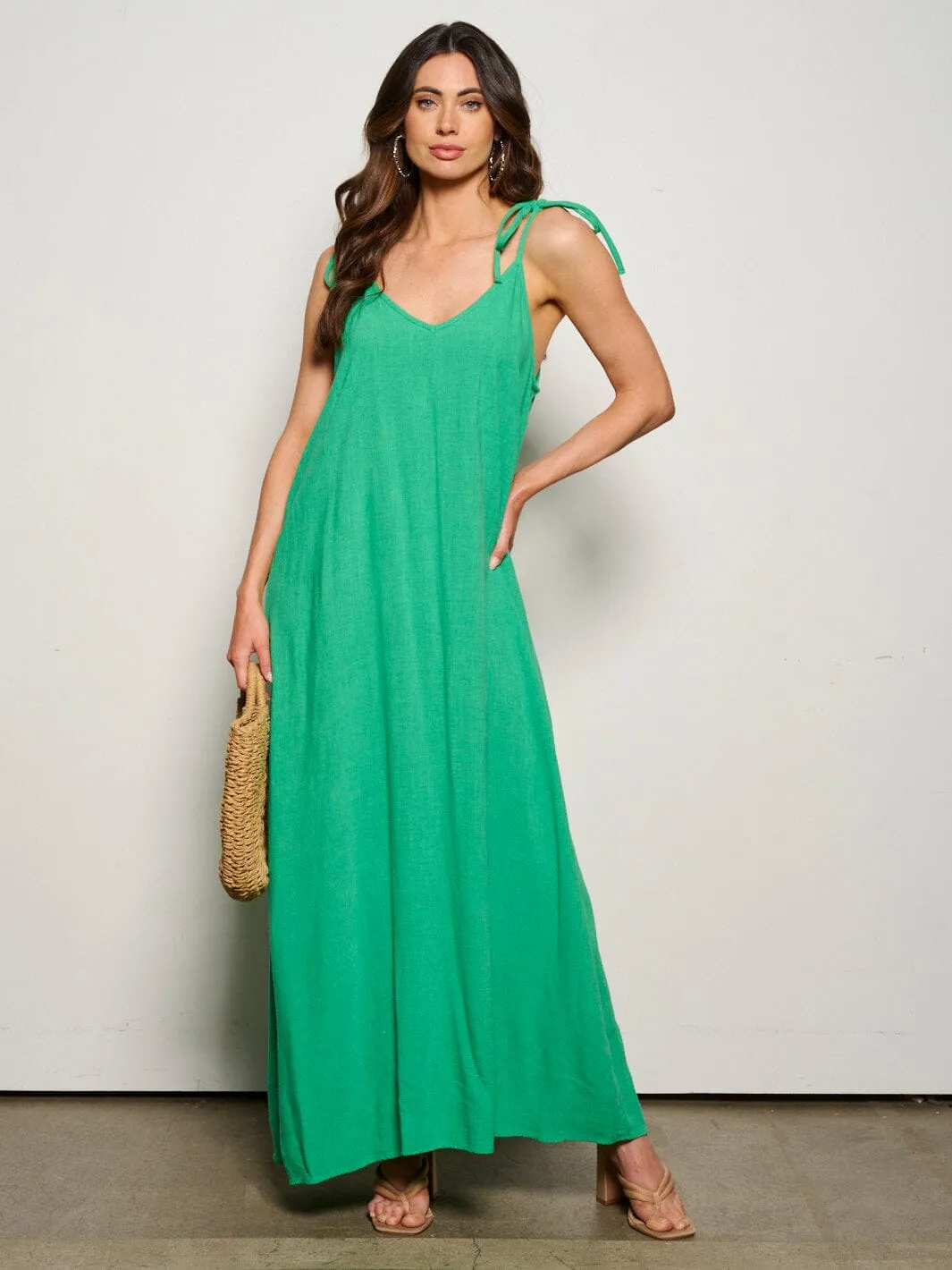 WOMEN'S SLEEVELESS ADJUSTABLE V-NECK MAXI DRESS