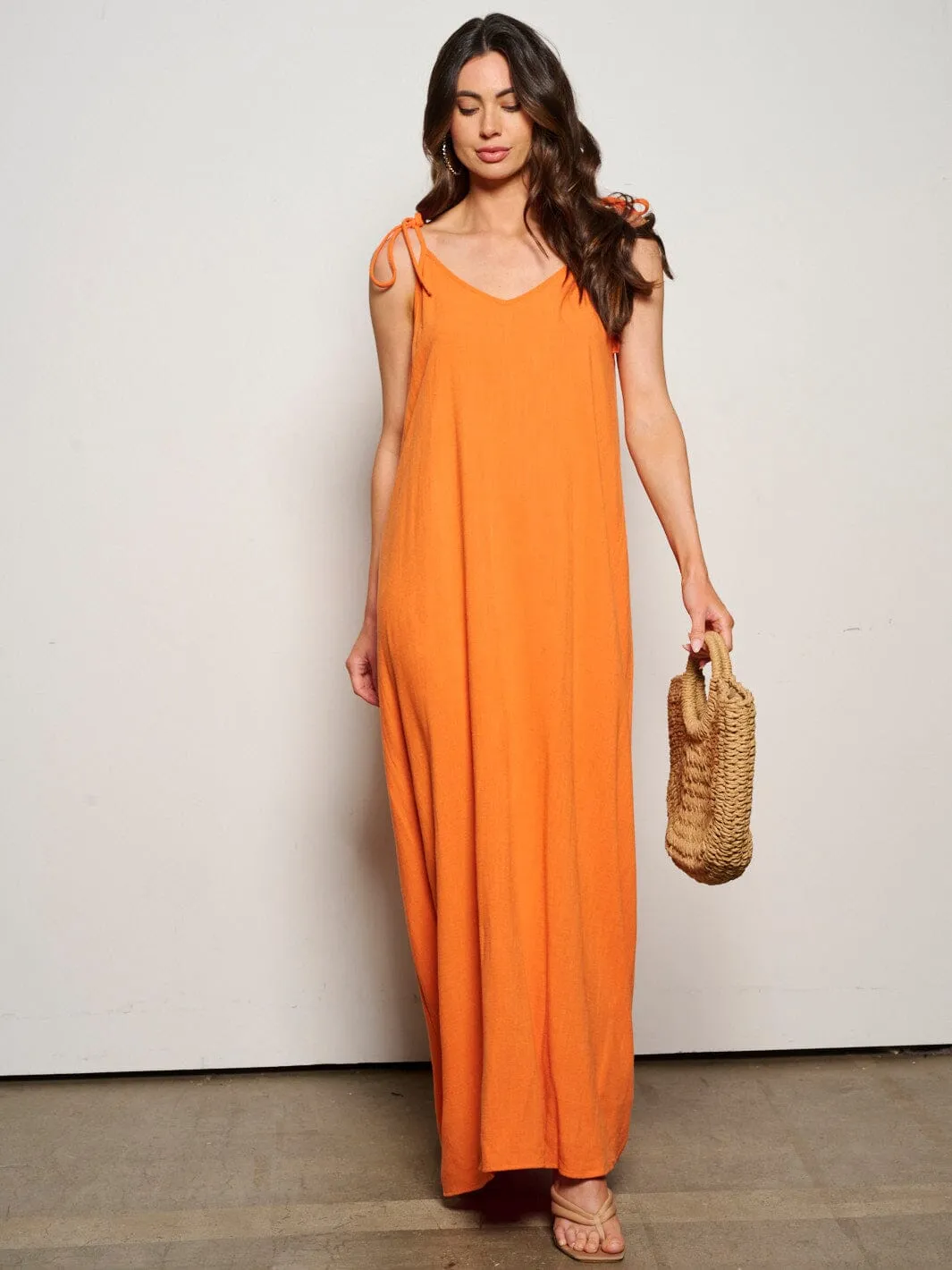 WOMEN'S SLEEVELESS ADJUSTABLE V-NECK MAXI DRESS