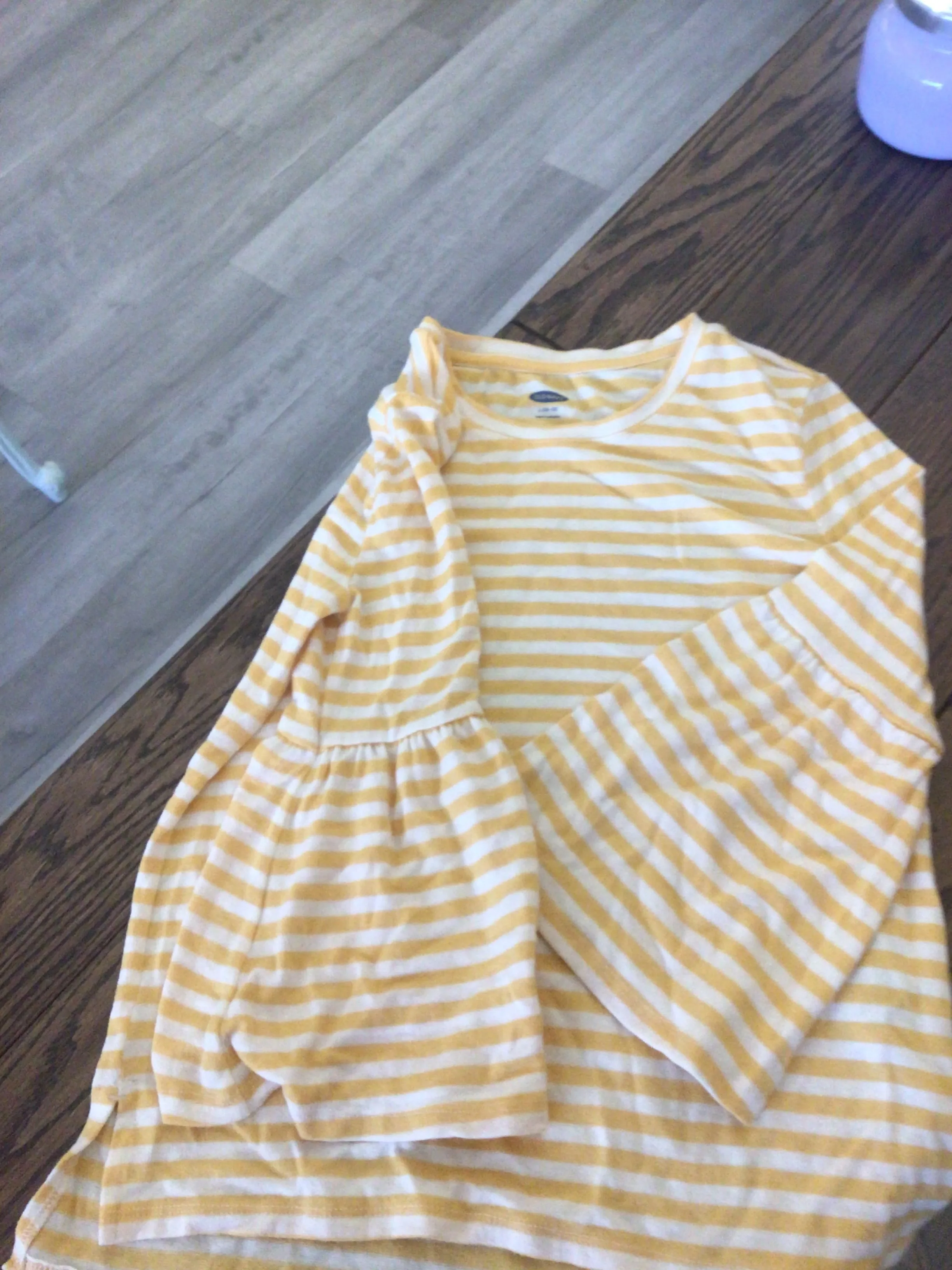 Yellow stripe long sleeve- 10/12